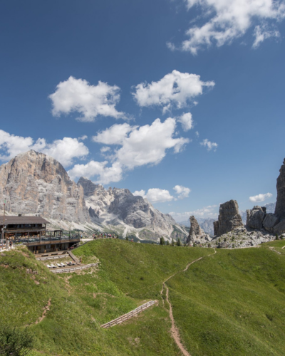 Trekking-Rifugio-Scoiattoli-un-avventura-panoramica